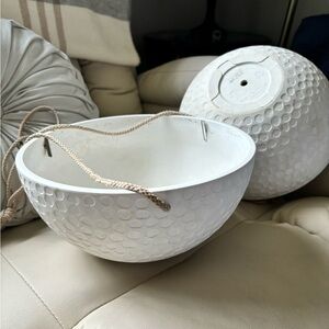 🌺TWO SET OF FLOWER POTS. INDOOR OUTDOOR 🌺🌹